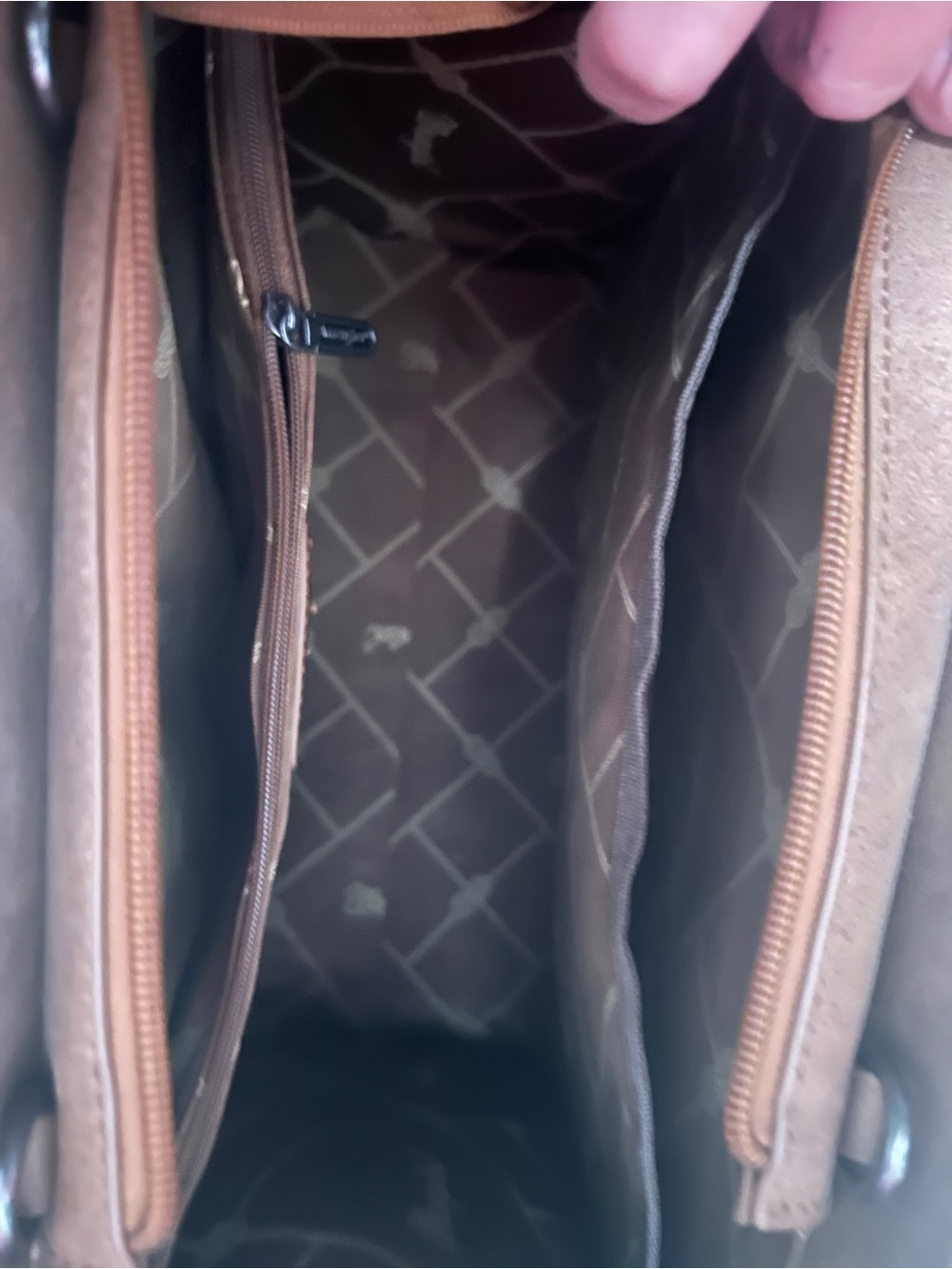 Wrangler Leopard Print Tote in Brown and Black - Picture 5 of 9